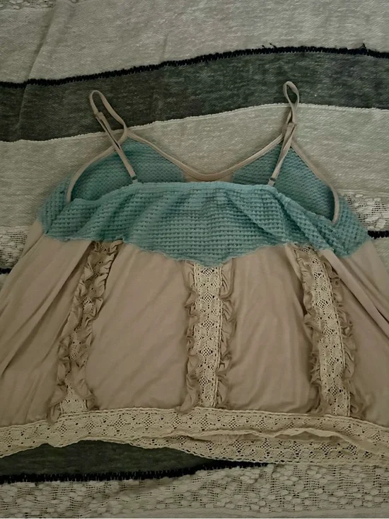 POL - Tank Top - Picture 3 of 5